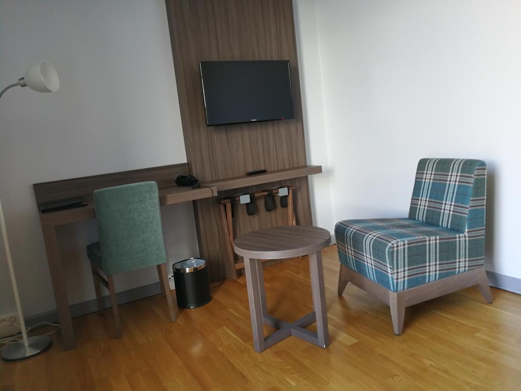Dombas Hotel Ngoại thất bức ảnh